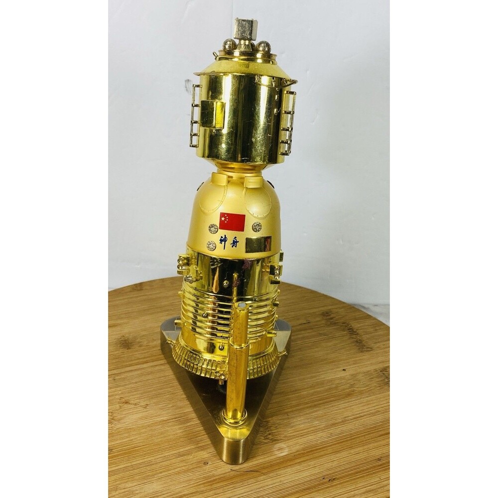 Vintage 1:40 China Shenzhou 7 Spacecraft DIECAST MODEL See Pic - Picture 7 of 9